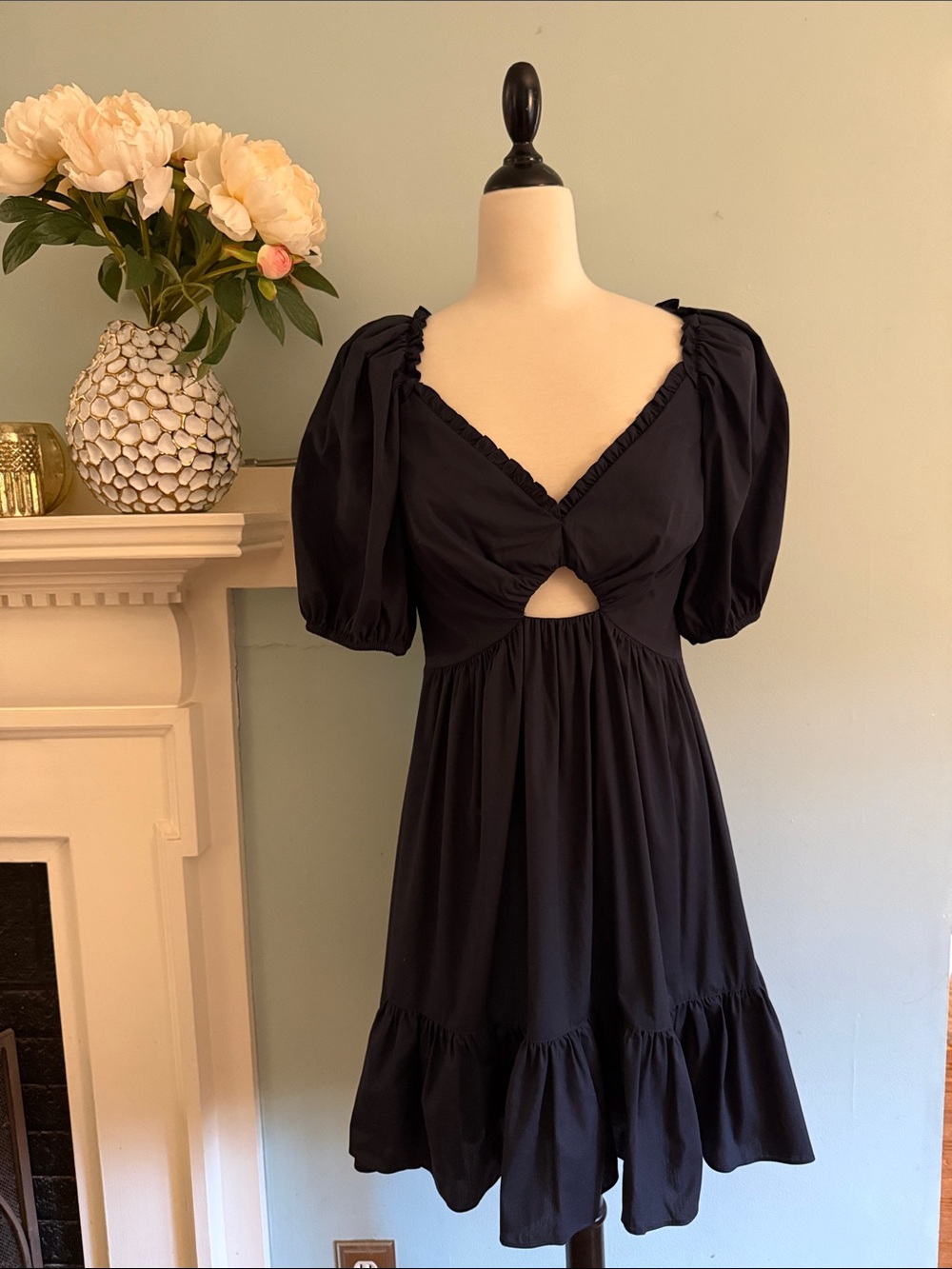 cinq a sept Navy Blue Puff Sleeve Mini Dress with Cutout - Size 2 - NWT